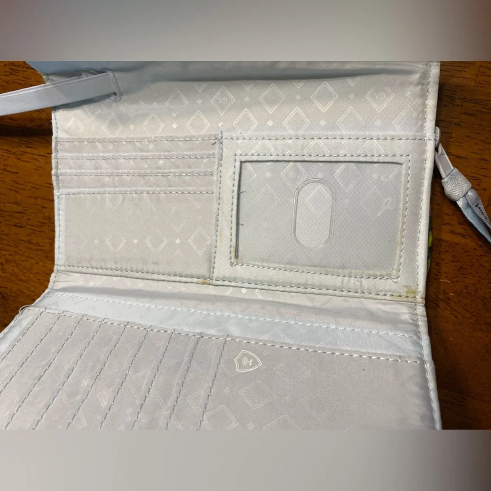 Vera Bradley Marian Floral Wallet / Clutch with atrap - Picture 7 of 12